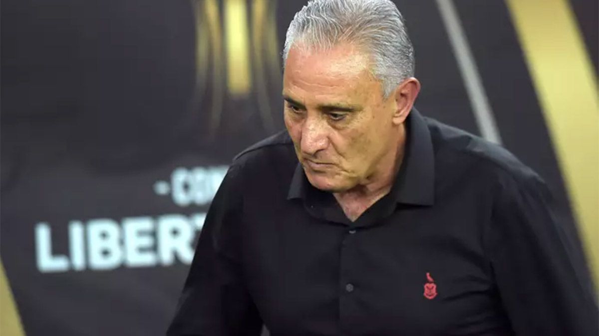 Flamengo cayó 1-0 en el mítico estadio Maracaná frente a Peñarol de Montevideo en la Copa Libertadores y técnico Tite quedó complicadísimo.