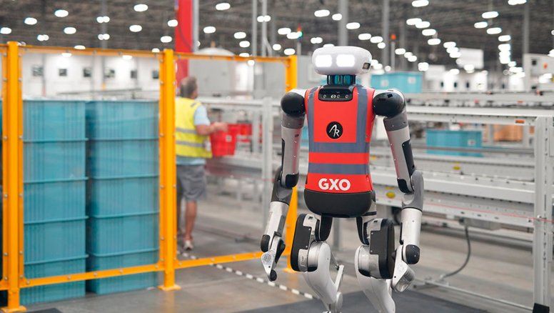 Mercado Libre incorpora robots humanoides mientras sus acciones se desploman