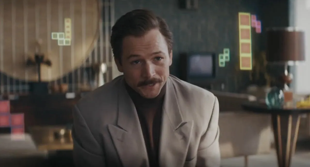 Apple TV sorprende con Tetris, y un Taron Egerton metido en conspiraciones, espías soviéticos y mafias: Todo por un videojuego