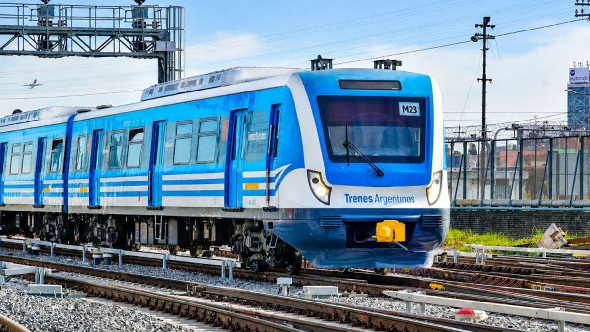 El Gobierno reconoci&oacute; el deterioro del sistema ferroviario pero tres de cada cuatro trenes del Roca, Sarmiento y Mitre tienen revisiones atrasadas.