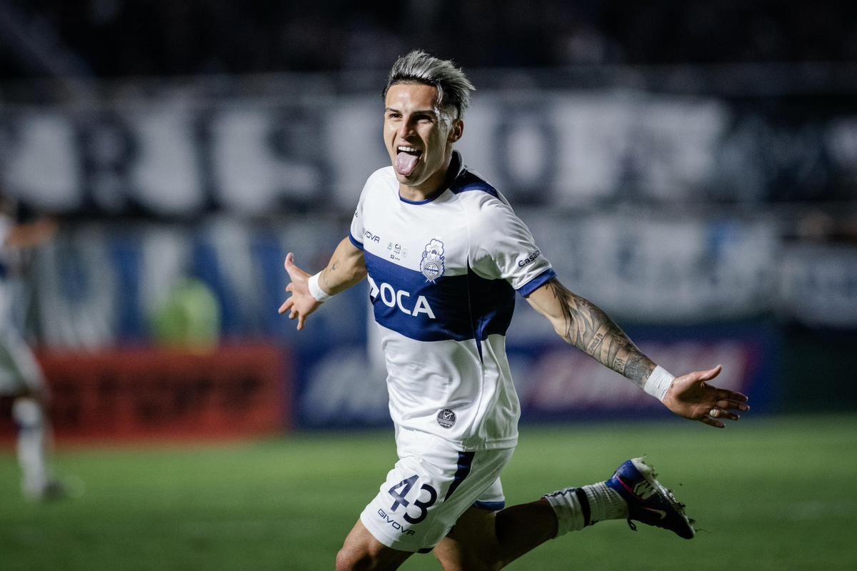 Maxi Salazar, uno de los goleadores Triperos Maxi Salazar, uno de los goleadores Triperos