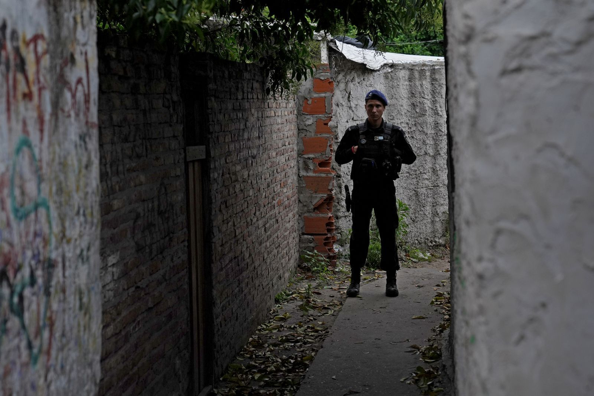 En Rosario ya inactivaron 55 búnkers de droga. En Rosario ya inactivaron 55 búnkers de droga. 