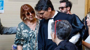 Violación grupal a su propia esposa Violación grupal a su propia esposa