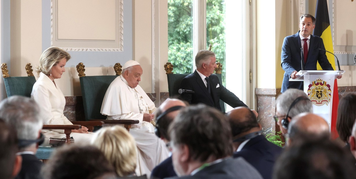 Las duras palabras del primer ministro en la ceremonia de bienvenida al pontífice han caído como una enorme ducha fría. Foto: Reuters Las duras palabras del primer ministro en la ceremonia de bienvenida al pontífice han caído como una enorme ducha fría. Foto: Reuters