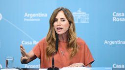 Victoria Tolosa Paz, ministra de Desarrollo Social cercana al presidente Alberto Fernández, a su vez en la mira por sus amigos Emilio Pérsico, Fernando Navarro y Daniel Menéndez.