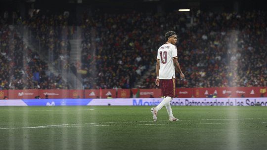 FIFA sancionó a España: una multa de 20.000 dólares y una restricción de aforo para su próximo amistoso como local.