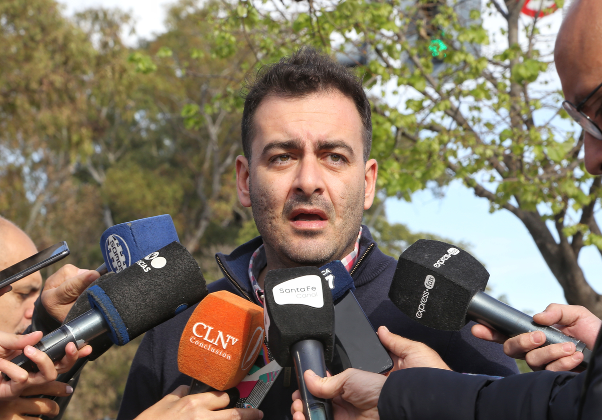 El subsecretario de Promoción de la Salud Provincial, Sebastián Torres, con respecto a los casos de Covid-19: "De julio a agosto, hubo una suba del 60%. Y, de agosto a septiembre, casi del 100%". El subsecretario de Promoción de la Salud Provincial, Sebastián Torres, con respecto a los casos de Covid-19: "De julio a agosto, hubo una suba del 60%. Y, de agosto a septiembre, casi del 100%". 