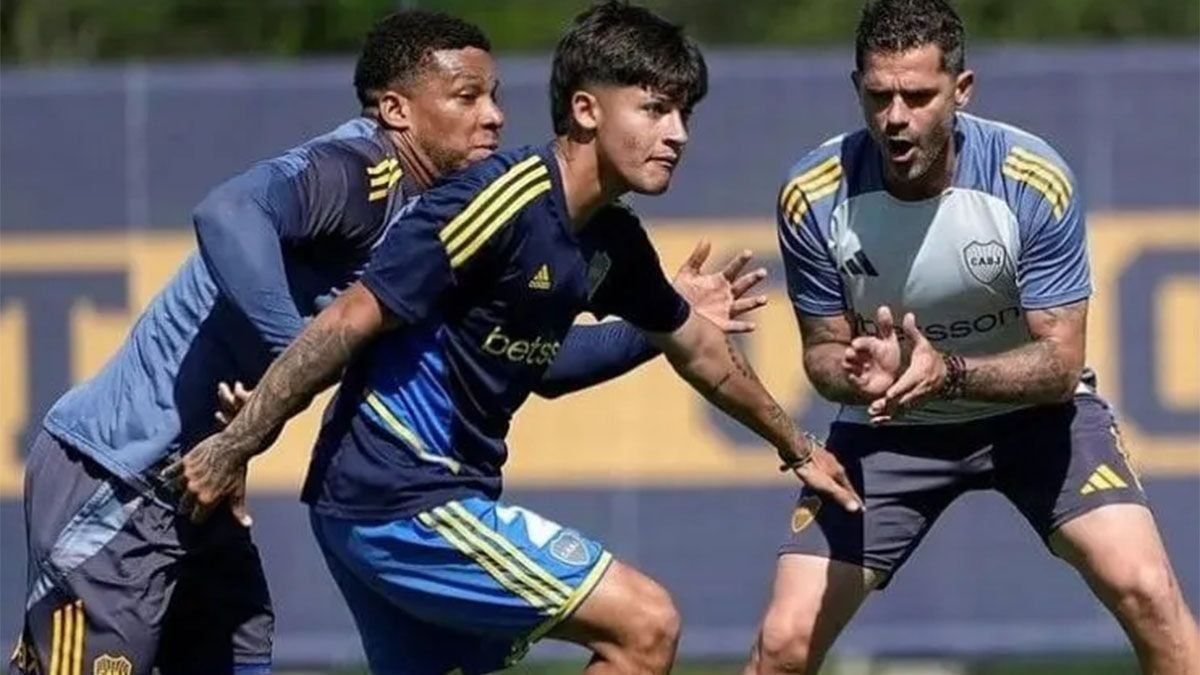 FernandoGago implementó la balanza desde su llegada como nuevo DT de Boca e hizo queFrank Fabra bajará 6 kilos y sería titular en el partido ante Lanús.