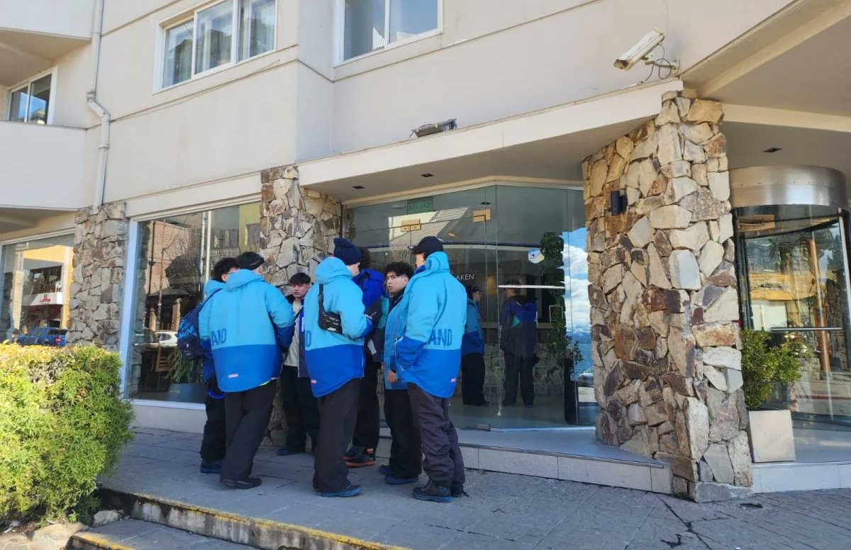 El joven integraba un contingente de 17 alumnos. El joven integraba un contingente de 17 alumnos. 