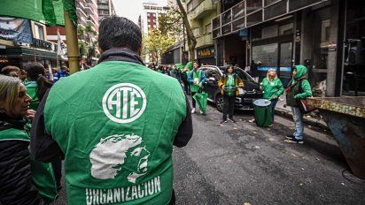 Izquierda oficialista amenaza paralizar el Estado a Alberto