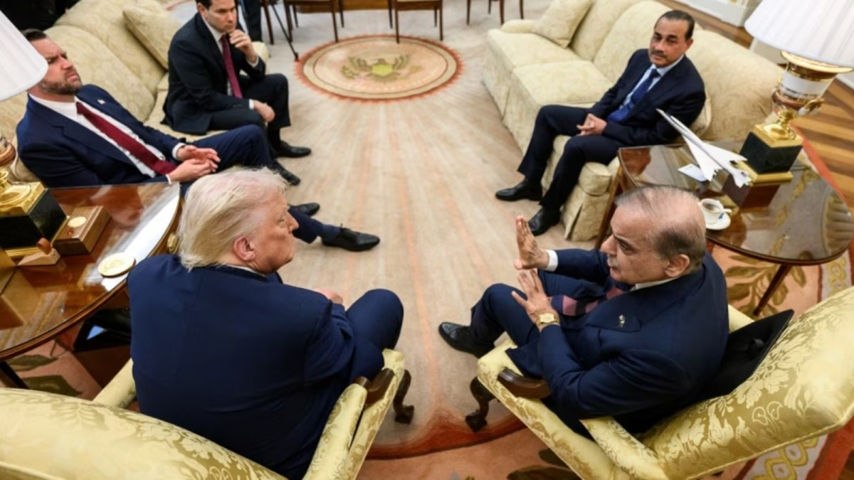 Las negociaciones entre Estados Unidos e Irán parecen haber concluido por ahora, dijo el gobierno iraní temprano el domingo, después de una serie de conversaciones en Pakistán para poner fin a la guerra de seis semanas entre Washington y Teherán, según Reuters. Las negociaciones entre Estados Unidos e Irán parecen haber concluido por ahora, dijo el gobierno iraní temprano el domingo, después de una serie de conversaciones en Pakistán para poner fin a la guerra de seis semanas entre Washington y Teherán, según Reuters.