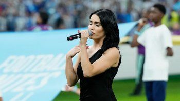 Lali sorteó todos los obstáculos para cantar el Himno en Qatar 2022, y se vistió de gala para la final del mundo Lali sorteó todos los obstáculos para cantar el Himno en Qatar 2022, y se vistió de gala para la final del mundo