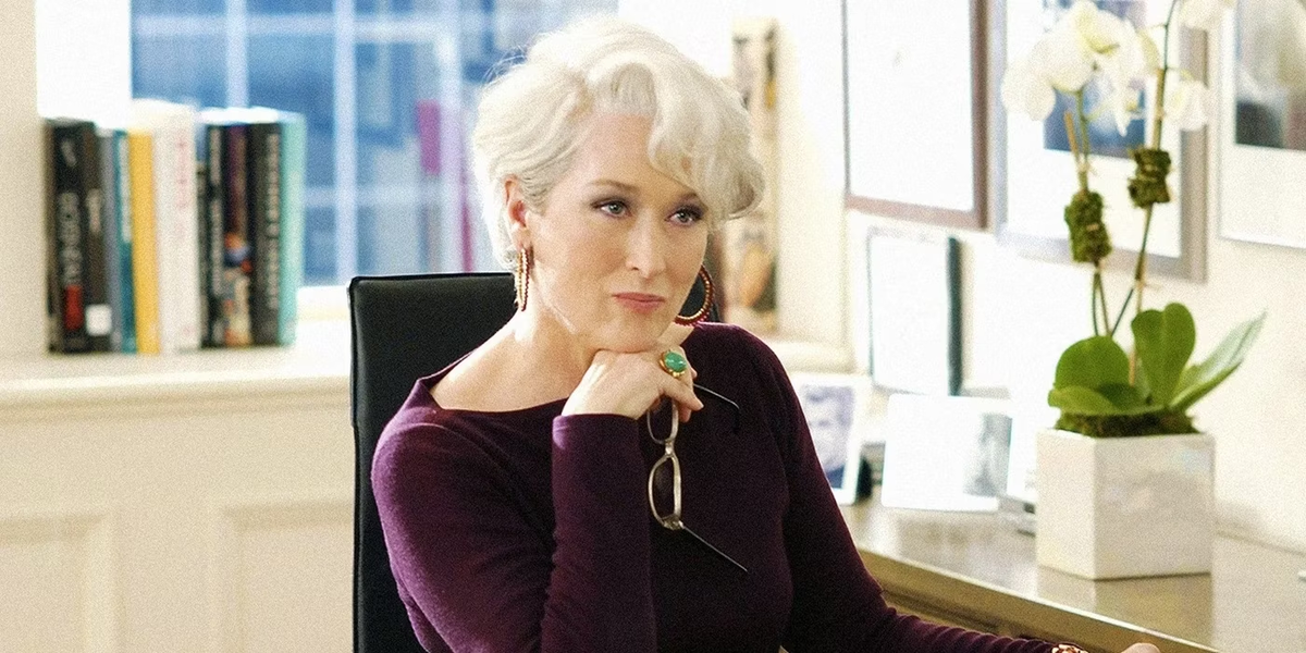 Si los rumores son ciertos, la secuela trataría sobre Miranda Priestly (Streep) intentando sacar a flote su revista de modas en la era digital mientras juega una difícil pulseada contra su antigua asistente Emily Charlton (Blunt), ahora una empresaria poderosa. Si los rumores son ciertos, la secuela trataría sobre Miranda Priestly (Streep) intentando sacar a flote su revista de modas en la era digital mientras juega una difícil pulseada contra su antigua asistente Emily Charlton (Blunt), ahora una empresaria poderosa.