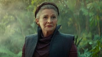 James Blunt, amigo íntimo de Carrie Fisher, acusa a Disney de presionarla para que baje de peso, lo que la habría impulsado a recaer en las adicciones. James Blunt, amigo íntimo de Carrie Fisher, acusa a Disney de presionarla para que baje de peso, lo que la habría impulsado a recaer en las adicciones.