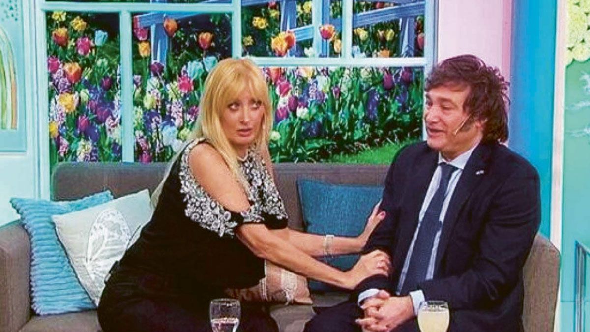 Javier Milei volvió a lo de su pareja, Yuyito González, en Ciudad Magazine (Clarín). Javier Milei volvió a lo de su pareja, Yuyito González, en Ciudad Magazine (Clarín).