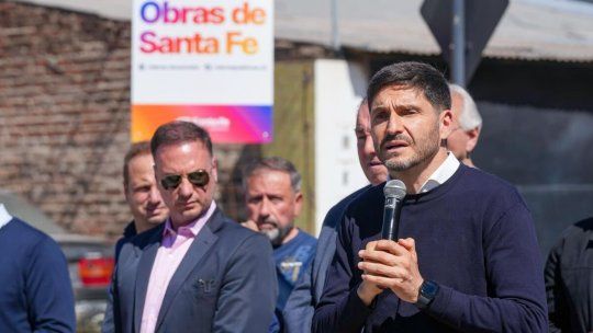 El punto de discusión se da a partir de la participación de la empresa constructora Pietroboni en la Unión Transitoria de Empresas (UTE) adjudicataria. El punto de discusión se da a partir de la participación de la empresa constructora Pietroboni en la Unión Transitoria de Empresas (UTE) adjudicataria.