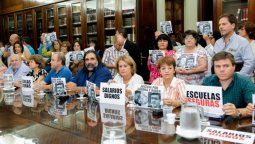 altText(Los gremios docentes rechazaron la propuesta salarial de Vidal (y hay riesgo de paro))}