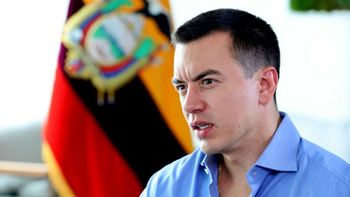 Daniel Noboa bajo escrutinio público. Daniel Noboa bajo escrutinio público.