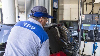YPF podría suspender aumentos en combustibles