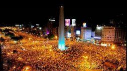 altText(Arde Twitter y silencio en Olivos (y Puerto Madero))}