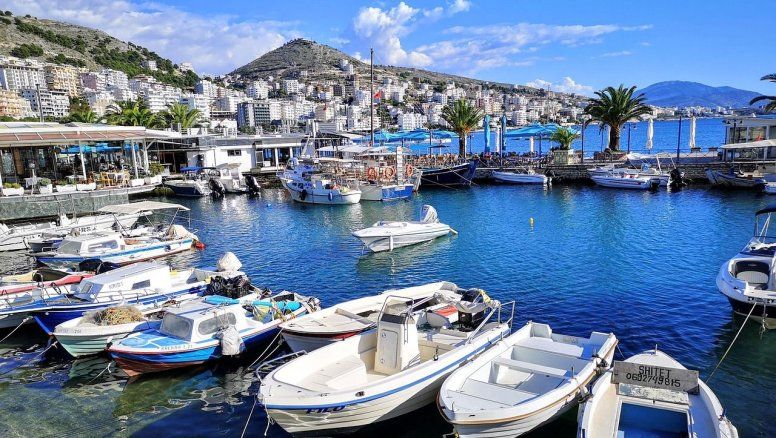 Albania, el Mediterráneo de moda en Europa: playas increíbles, precios bajos y destinos clave