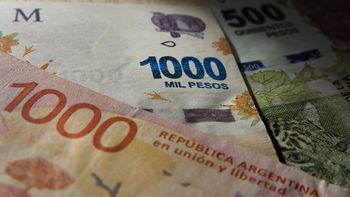 Tras los cruces con Rubinstein luego de pronosticar una bomba, JxC sostiene que la deuda en pesos es manejable. Tras los cruces con Rubinstein luego de pronosticar una bomba, JxC sostiene que la deuda en pesos es manejable.