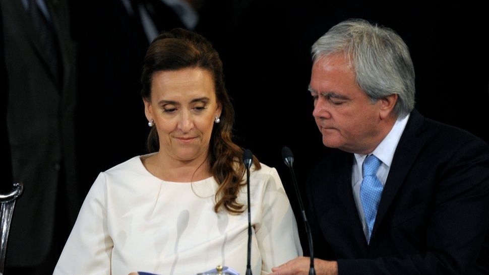 Michetti y Pinedo intentan modificar la media sanción de Diputados del aborto legal.