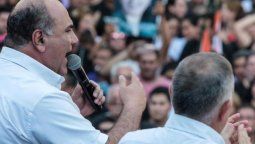 altText(Violencia en Tucumán en el cierre de campaña de Manzur)}