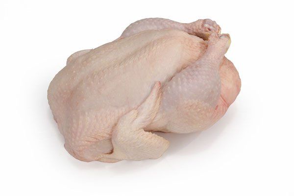 Bajó el precio del pollo: ¿Llegará a las carnicerías?