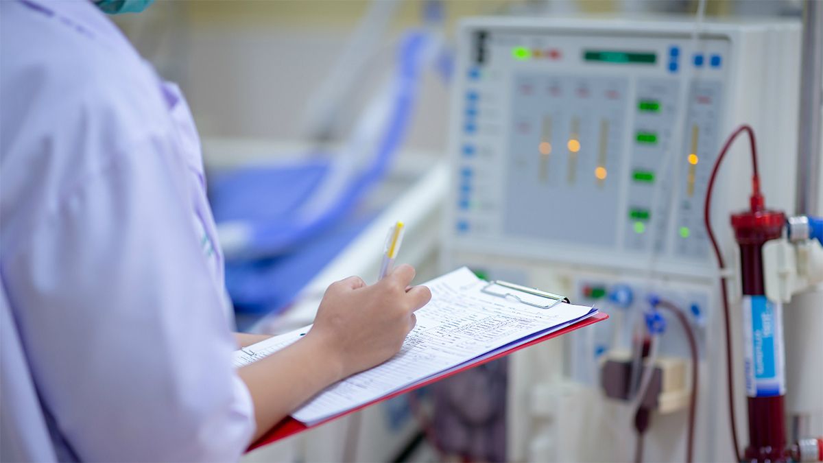 Los tratamientos de diálisis en Argentina suman 7.000 a 8.000 nuevos pacientes por año a raíz de la realización de trasplantes renales. Los tratamientos de diálisis en Argentina suman 7.000 a 8.000 nuevos pacientes por año a raíz de la realización de trasplantes renales.