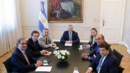 altText(Alberto Fernández presentó el equipo que dialogará con USA)}