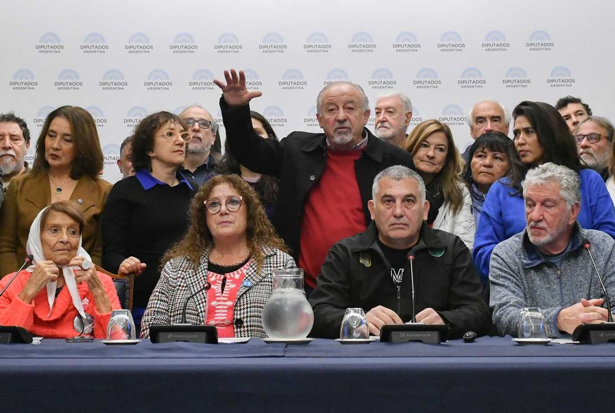 Diputado nacional kirchnerista Hugo Yasky en la manifestación de Producción y Trabajo, de la CTA y la Corriente Federal de los Trabajadores de la CGT, contra el gobernador Gerardo Morales. Foto NA: JUAN VARGAS Diputado nacional kirchnerista Hugo Yasky en la manifestación de Producción y Trabajo, de la CTA y la Corriente Federal de los Trabajadores de la CGT, contra el gobernador Gerardo Morales. Foto NA: JUAN VARGAS