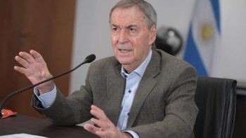 Juan Schiaretti no para de pegarle a Alberto Fernández. Juan Schiaretti no para de pegarle a Alberto Fernández.