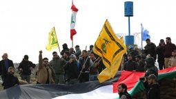 altText(Antes del viaje de Alberto F. a Israel, la UIF extiende sanciones a Hezbollah)}