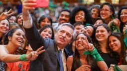 altText(El aborto como solución ‘progre’ al problema de las madres pobres que multiplica el populismo)}