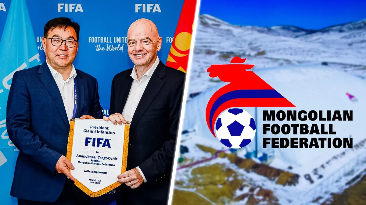 Anandbazar Tsogt-Ochir y Gianni Infantino.
