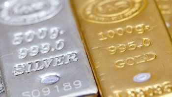 Fuerte sangría del oro y la plata: Caen hasta un 22,6% hoy