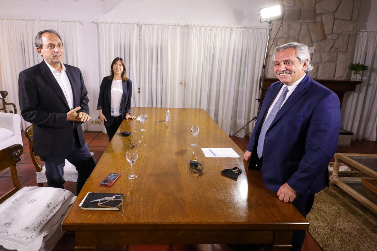 El periodista Ernesto Tenembaum denunció un golpe interno desde el kirchnerismo hacia la Casa Rosada y el presidente Alberto Fernández.