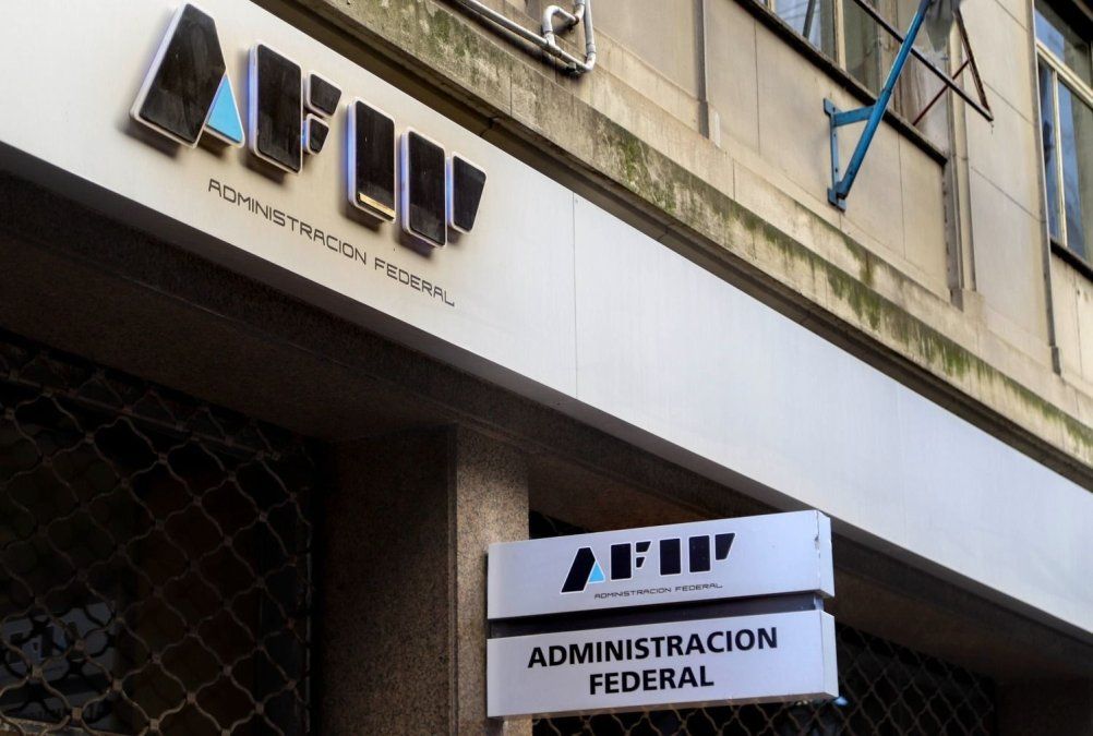 AFIP fija nuevos valores de regímenes de información, retención y percepción. AFIP fija nuevos valores de regímenes de información, retención y percepción.