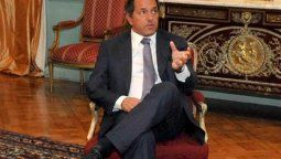 altText(Contra Massa: Scioli no califica, el sciolismo sí)}