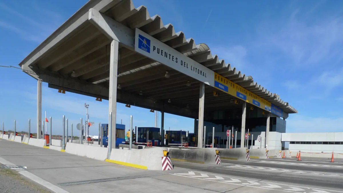 Con esta suba, los valores de los peajes se incrementarán unos $100, en las categorías más bajas, y $200 en las más altas.