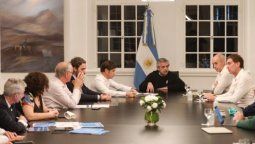 altText(Villas y transporte público, los ejes de la cumbre que encabezó Alberto F. con Kicillof y Larreta)}
