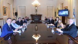 Los gobernadores y vicegobernadores que participaron de forma presencial y remota de la reunión con el presidente Alberto Fernández en la Casa Rosada.&nbsp;