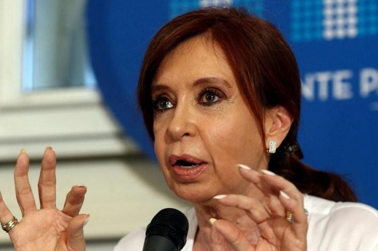 CFK al rescate de Guzmán.
