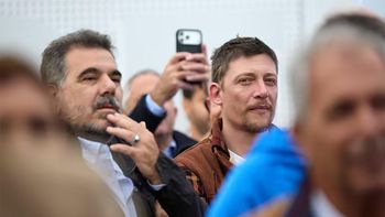 Esfuerzo de Cristian Ritondo por seguir con vida pegado al 'nuevo' Santiago Caputo