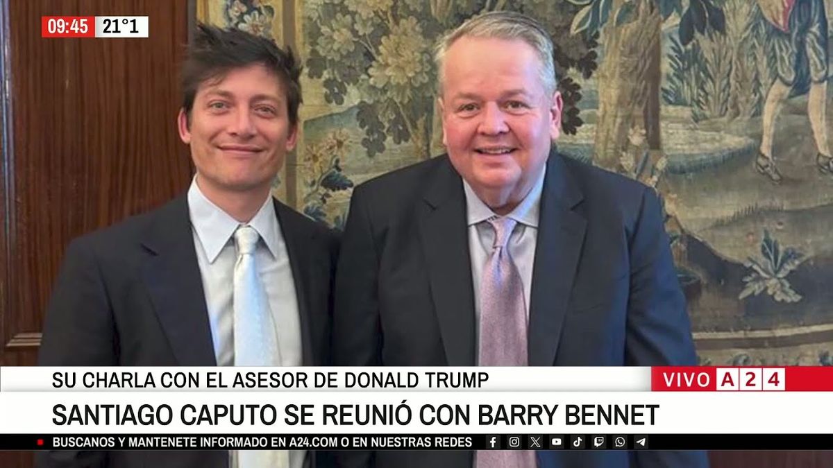 Santiago Caputo y Barry Bennett: No es triste la verdad... lo que no tiene es remedio. Santiago Caputo y Barry Bennett: No es triste la verdad... lo que no tiene es remedio.