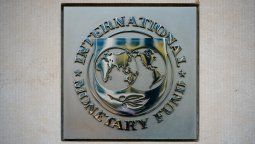 Gobierno sigue demorando señales clave en la recta final a la elección.