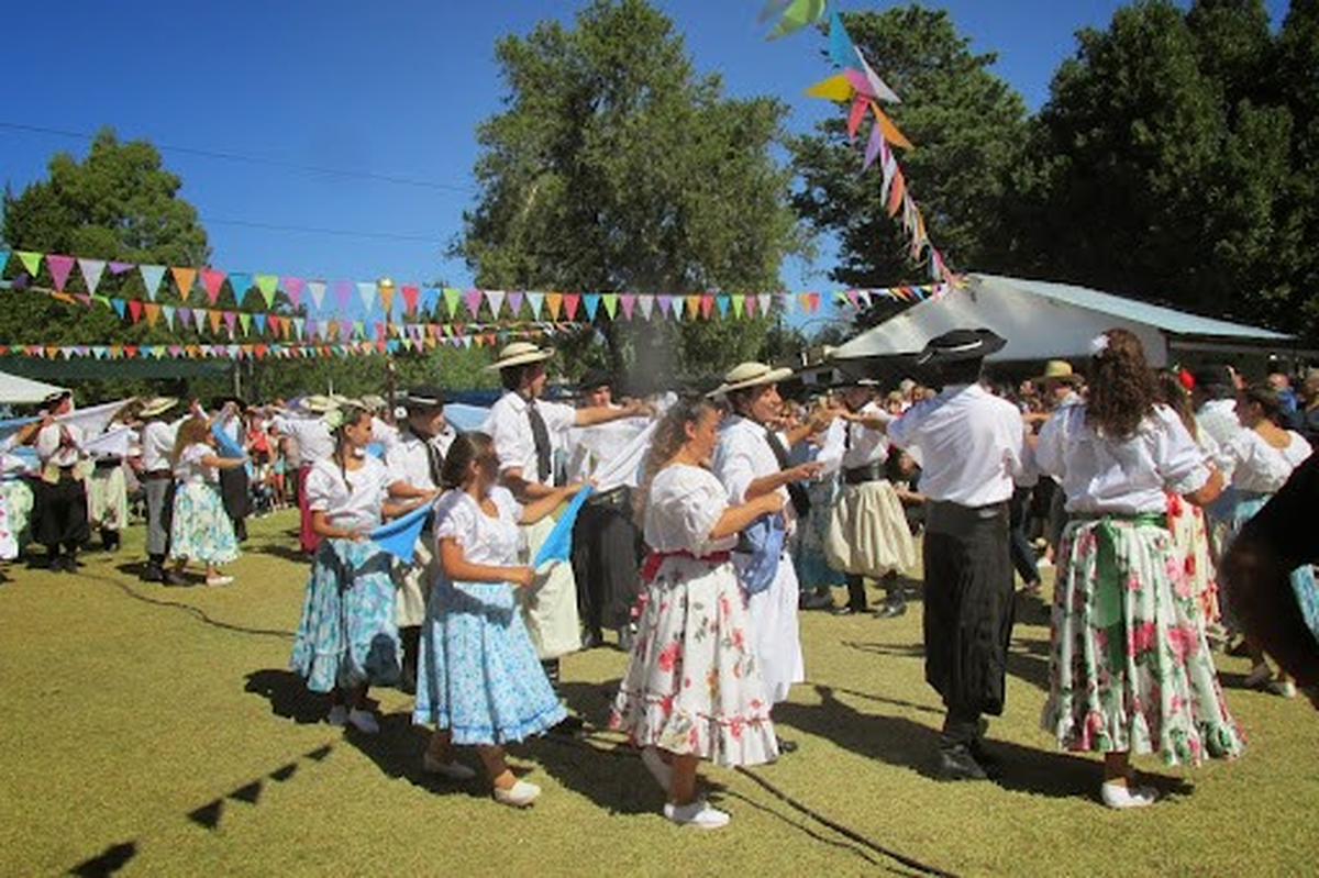 Fiesta del Asado Pampeano en un espectacular pueblo de Buenos Aires. (Foto: Gobierno de Gonzales Chaves). Fiesta del Asado Pampeano en un espectacular pueblo de Buenos Aires. (Foto: Gobierno de Gonzales Chaves).