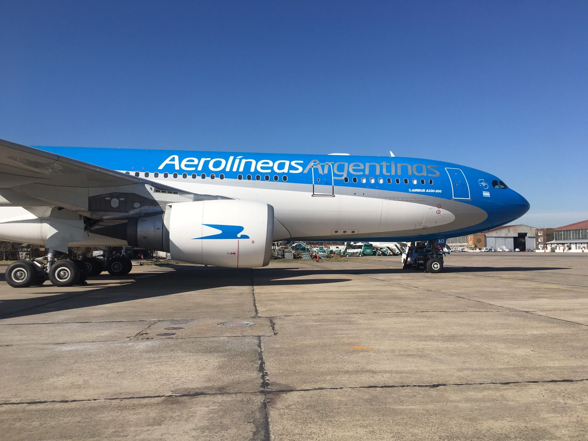 Las promociones bancarias de Aerolíneas Argentinas ofrecen 6 cuotas sin interés. (Foto: Aviación en Argentina). Las promociones bancarias de Aerolíneas Argentinas ofrecen 6 cuotas sin interés. (Foto: Aviación en Argentina).