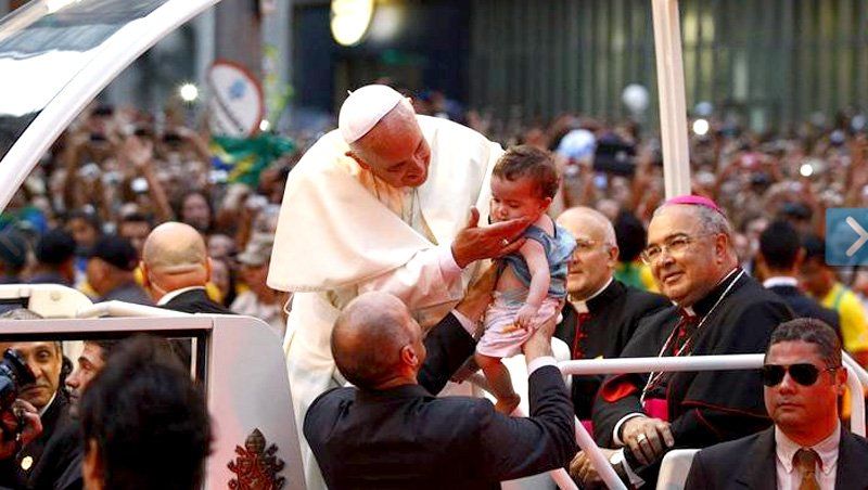 papa en brasil.jpg